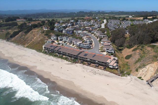 665 Sand Dollar Lane, Watsonville CA: https://media.crmls.org/mediaz/074985a0-a535-45c0-840c-e364b0c8f13e.jpg