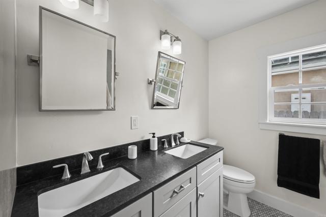 Detail Gallery Image 9 of 51 For 311 B Ave, Coronado,  CA 92118 - 3 Beds | 2 Baths