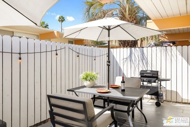 1111 E Palm Canyon Drive #307, Palm Springs, CA 92264
