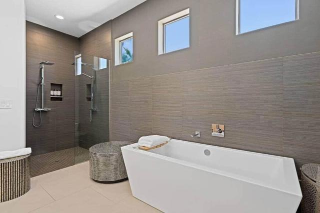 78190 Calle Cadiz, La Quinta CA: https://media.crmls.org/mediaz/074d1e12-e4e3-488d-9d6f-081d62d7e6f5.jpg