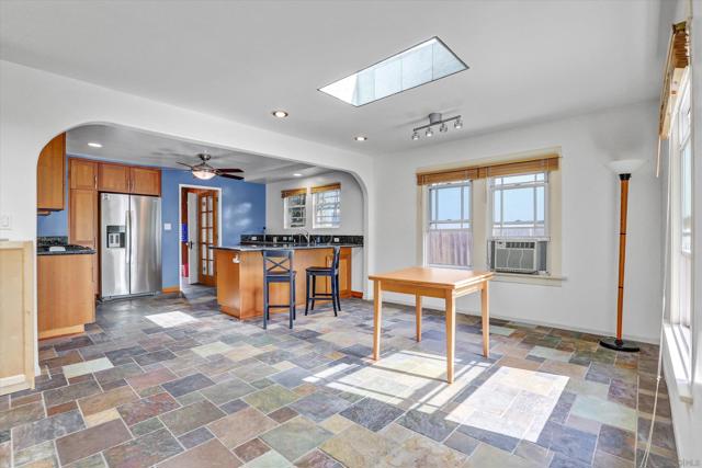 Image 6 of 37 For 4640 Greene St