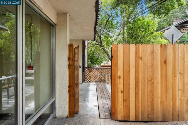 2 Panoramic Way, Berkeley CA: https://media.crmls.org/mediaz/074f3332-3596-4f18-9050-18c4dfca15b7.jpg