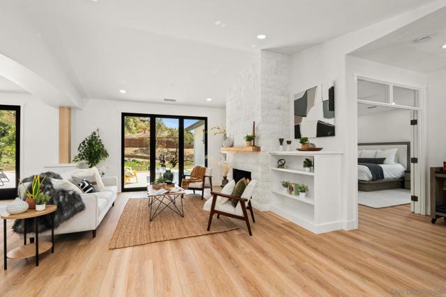 2511 San Clemente Ave, Vista CA: https://media.crmls.org/mediaz/075022d2-5c8b-4b19-9ca9-46a906ea27cf.jpg