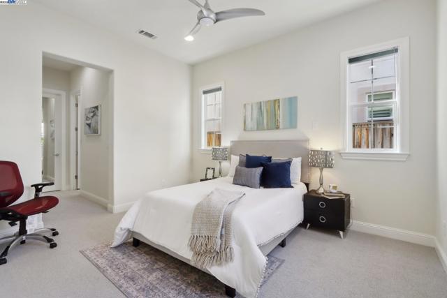 3454 Cinnamon Ridge Rd, San Ramon CA: https://media.crmls.org/mediaz/075102f6-3241-4d7a-88be-62c8eaa61f8b.jpg