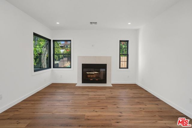 4130 VERDUGO VIEW Drive, Los Angeles CA: https://media.crmls.org/mediaz/07510dbf-8d10-4bab-90af-19c41b1b8b3e.jpg