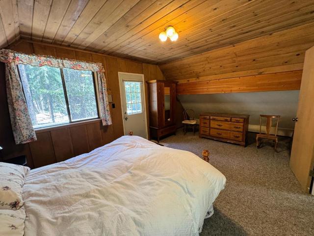 50858 Red Fir Terrace, Soda Springs CA: https://media.crmls.org/mediaz/0751de47-a6c3-46f5-9c21-29e9f890fd28.jpg