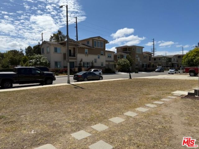 1300 W 218th Street, Torrance CA: https://media.crmls.org/mediaz/0751fe62-73b2-4b06-9531-e12d72354ab7.jpg