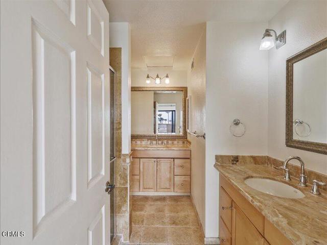 612 Island View Circle, Port Hueneme CA: https://media.crmls.org/mediaz/07525dbe-aab9-40f3-84ef-330e43855837.jpg