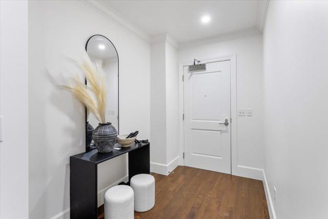 1645 Pacific Avenue, San Francisco CA: https://media.crmls.org/mediaz/0752f9fe-03c5-444c-a4f6-f1837ff6075b.jpg