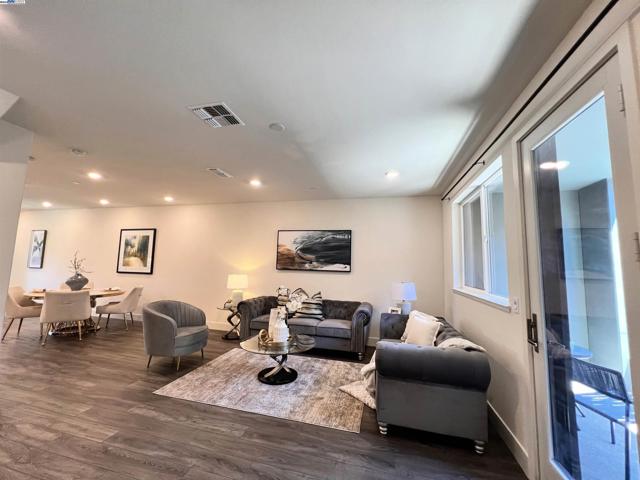 3819 Improvement Ter, Fremont CA: https://media.crmls.org/mediaz/0753ca0f-7e64-4536-aa6a-aa5ccc9c49e6.jpg