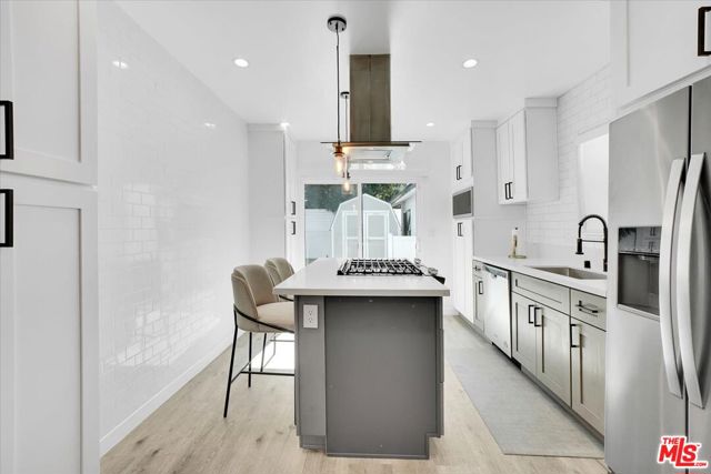 14642 Runnymede Street, Van Nuys CA: https://media.crmls.org/mediaz/07547ca1-c680-4b0f-bc9f-f48ba30f754e.jpg