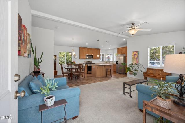 1075 Loma Drive, Ojai CA: https://media.crmls.org/mediaz/075545d1-8bff-4713-a92e-56e2195b8ff4.jpg