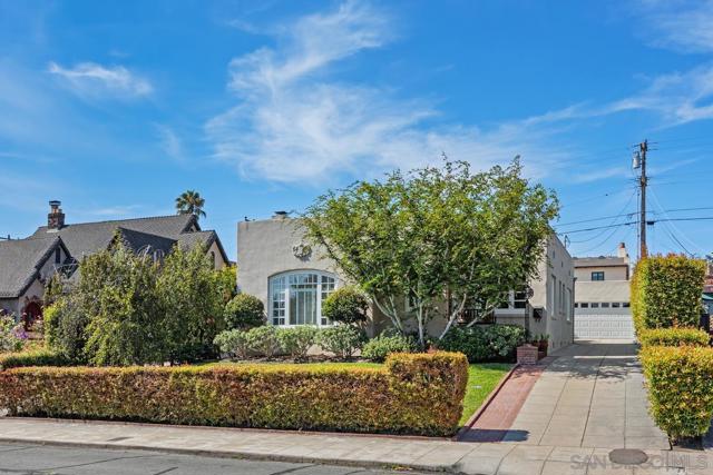 3419 Freeman St, San Diego CA: https://media.crmls.org/mediaz/07556509-b5ba-4bdb-8657-99705191a78e.jpg