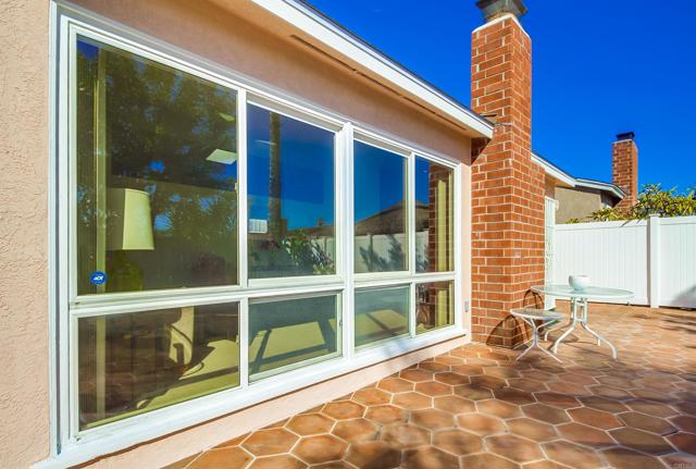 4613 Rainier Avenue, San Diego CA: https://media.crmls.org/mediaz/0755a46f-b69a-451a-bc5c-c745032e09f5.jpg