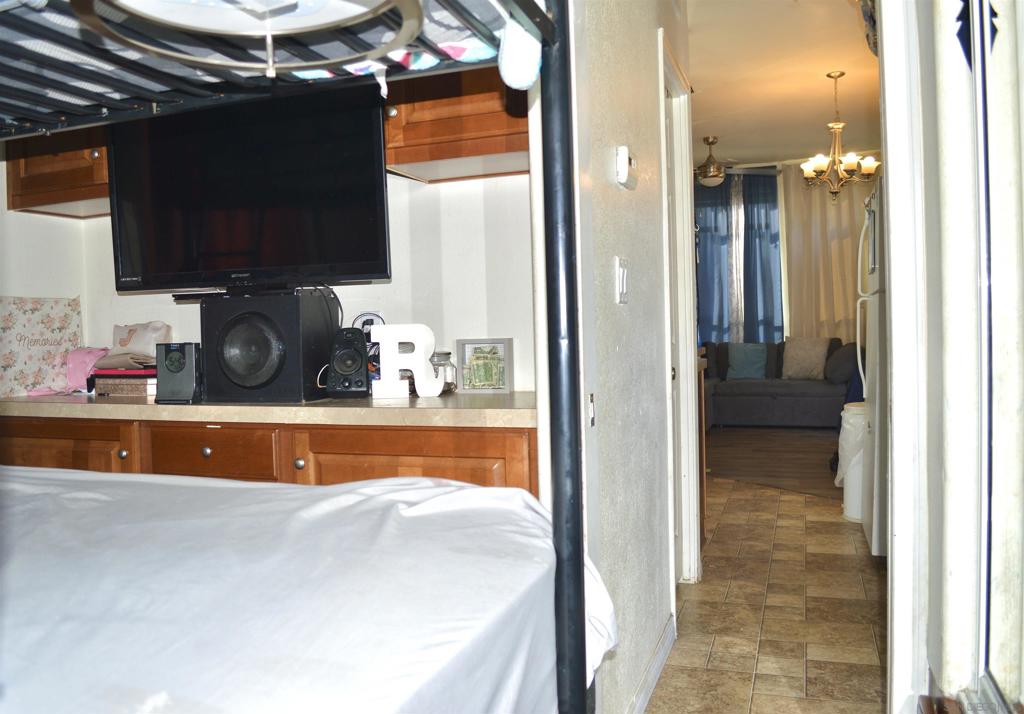 MLS #250041512SD image #9