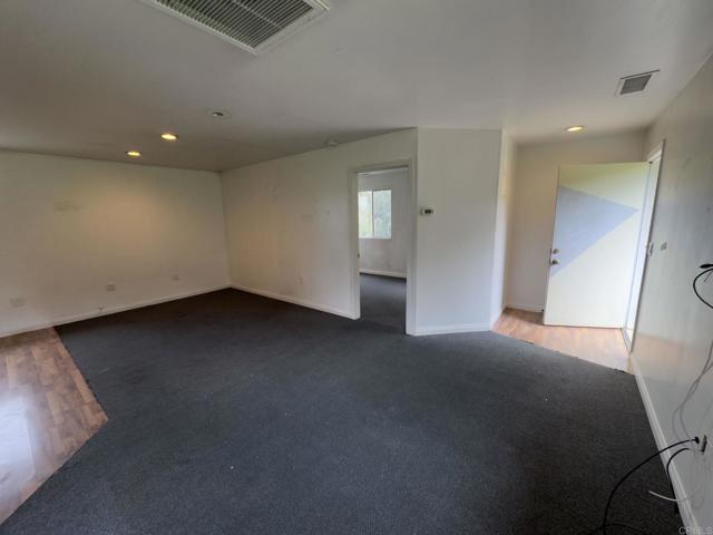 30825 Valley Center Drive, Valley Center CA: https://media.crmls.org/mediaz/07566303-4742-4150-8b35-330931c07e30.jpg