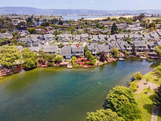 122 Purcell Drive, Alameda CA: https://media.crmls.org/mediaz/0756a79e-8dfb-4add-bd69-3def5fbdd576.jpg