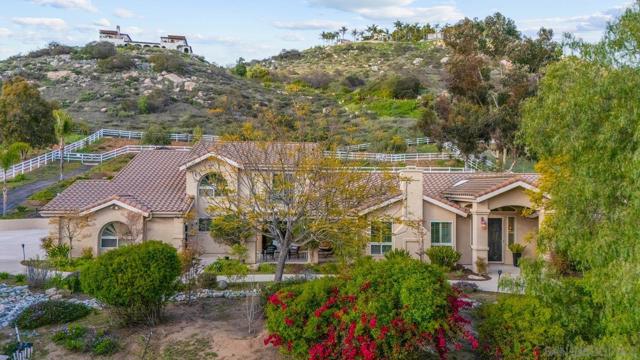 7102 Via Mariposa Norte, Bonsall CA: https://media.crmls.org/mediaz/07579f6d-ae8d-4303-a49e-1768b3383563.jpg