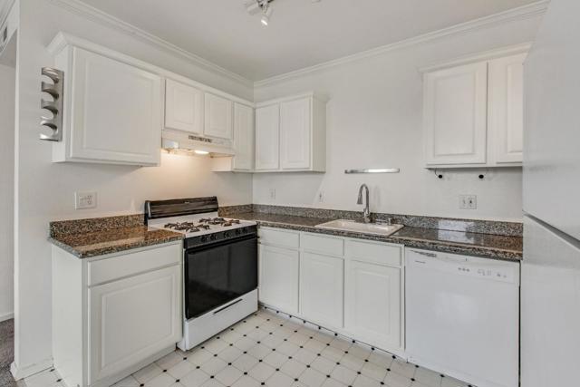 0 20th Street, San Francisco CA: https://media.crmls.org/mediaz/07587948-f7ec-4085-98e0-82946138871d.jpg