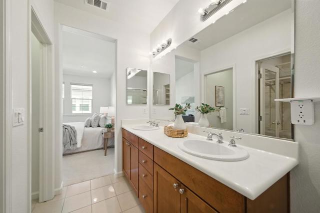 481 Tristania Terrace, Sunnyvale CA: https://media.crmls.org/mediaz/0758b00a-f998-4588-92b4-719b04b6f8c0.jpg
