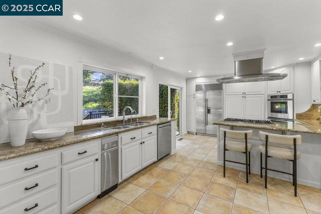 Image 10 of 32 For 220 Cypress Hills Ct