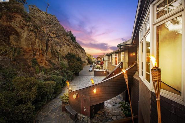 797 Las Olas Dr, Aptos CA: https://media.crmls.org/mediaz/075b550e-4113-435e-b598-a2245faf7573.jpg