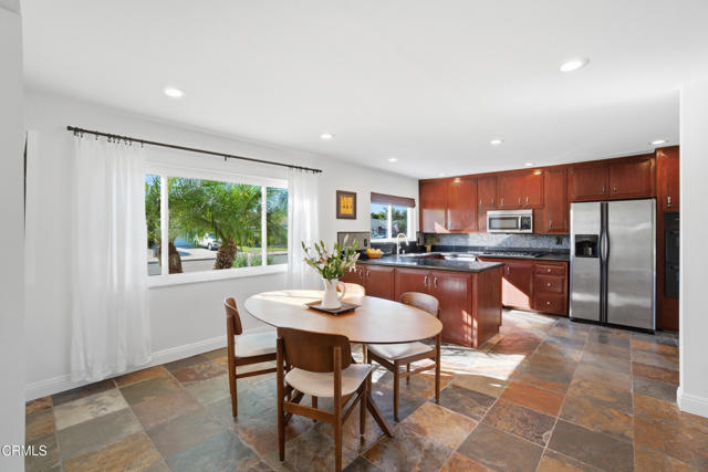 Detail Gallery Image 16 of 61 For 180 Cathy Dr, Newbury Park,  CA 91320 - 4 Beds | 2 Baths