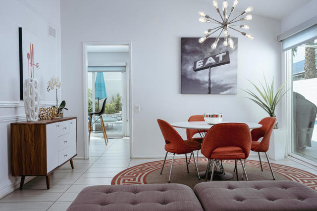 913 Arroyo Vista Drive, Palm Springs, CA 92264