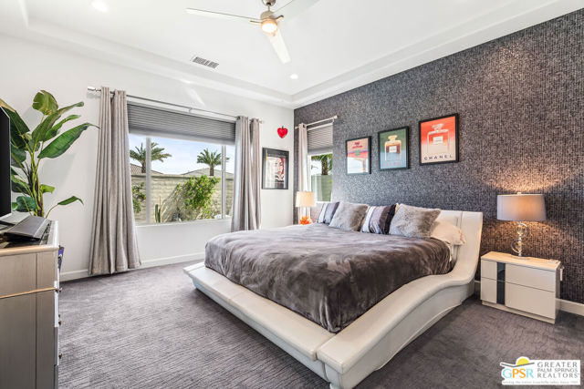 76 Claret, Rancho Mirage CA: https://media.crmls.org/mediaz/075ef51f-0d40-4a7c-8d56-189e9331ad06.jpg