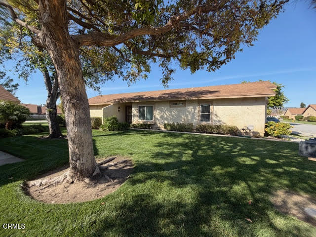 Detail Gallery Image 11 of 15 For 34105 Village 34, Camarillo,  CA 93012 - 2 Beds | 2 Baths