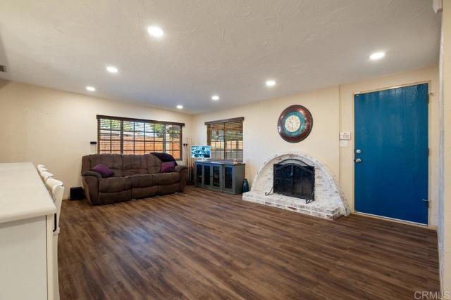 Detail Gallery Image 9 of 27 For 1186 E Lexington, El Cajon,  CA 92019 - – Beds | – Baths