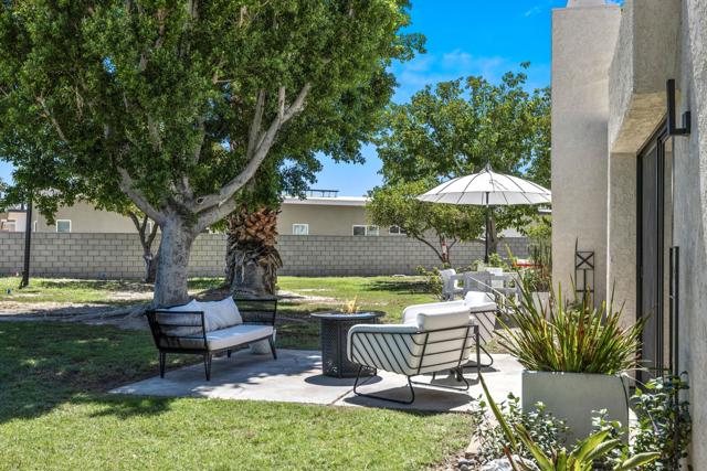 6250 N Paseo De La Palma, Palm Springs CA: https://media.crmls.org/mediaz/076082e9-fb72-488f-8b5d-209378b9708c.jpg