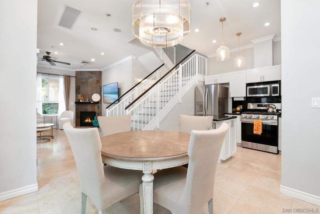 1277 Kettner Blvd #102