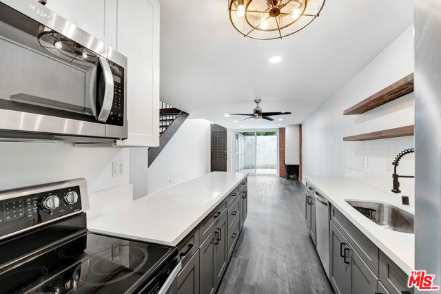 5951 Canterbury Drive, 14 photo 9