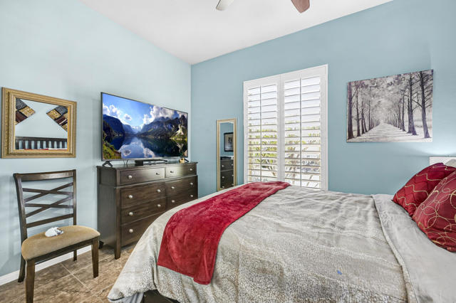 81662 Corte Valdemoro, Indio CA: https://media.crmls.org/mediaz/0760d1d6-7d23-4811-a1f4-c0d2636b94f9.jpg