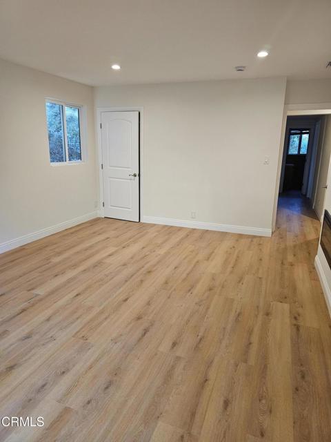 Detail Gallery Image 13 of 20 For 9682 Hillhaven Ave, Tujunga,  CA 91042 - 3 Beds | 3 Baths