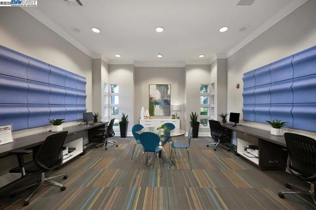 701 Gibson Dr, Roseville CA: https://media.crmls.org/mediaz/076175f2-395f-4a22-b69f-679c7dfe7e34.jpg