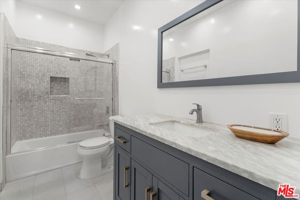 MLS #26843935 image #23