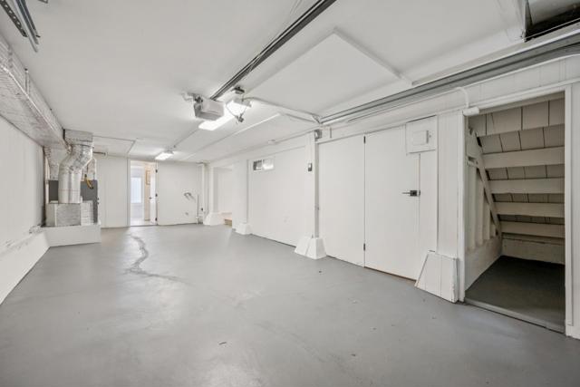 3530 Santiago Street, San Francisco CA: https://media.crmls.org/mediaz/0765e0fe-1417-45c6-82ed-a26830199160.jpg