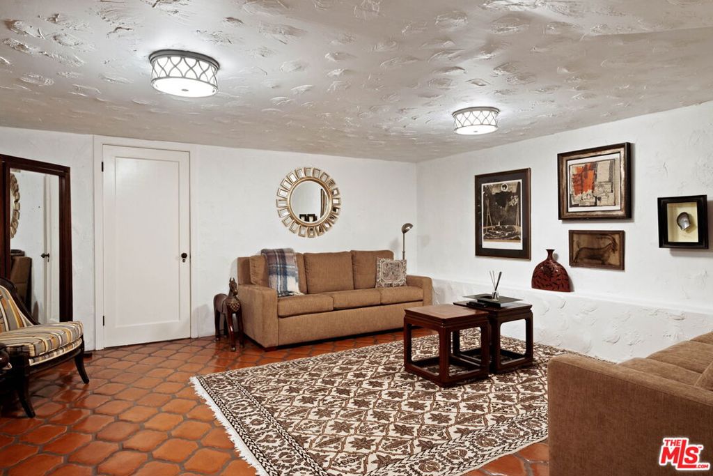 MLS #26988055 image #51
