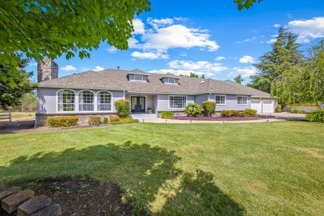 14830 Bartlett Court, San Martin CA: https://media.crmls.org/mediaz/0766979f-f288-4927-953f-1b38935a94b6.jpg