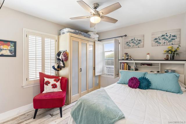 3676 Dwight St, San Diego CA: https://media.crmls.org/mediaz/0766d4a7-6932-4962-b4b4-594b84fedf97.jpg