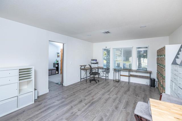 Detail Gallery Image 13 of 52 For 1751 Coltridge Ln, Bonita,  CA 91902 - 5 Beds | 2/1 Baths