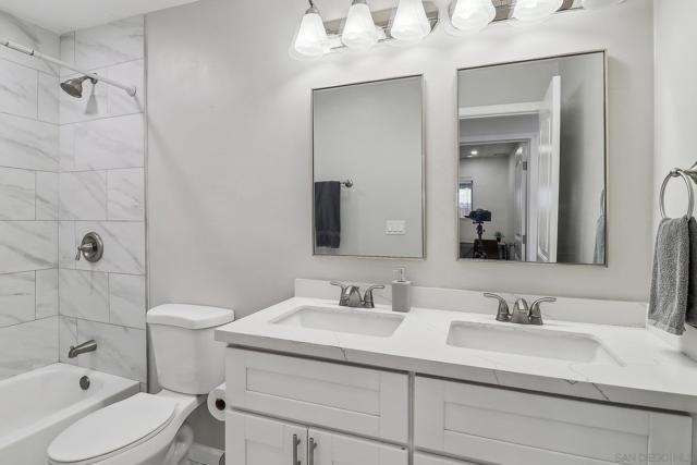6242 Thorn St, San Diego CA: https://media.crmls.org/mediaz/076726b5-f540-495f-a989-29e7907161be.jpg