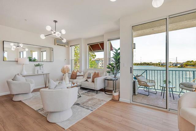 1000 Davit Lane,  CA: https://media.crmls.org/mediaz/076817dc-b065-4469-b49a-d9ca759f3b72.jpg