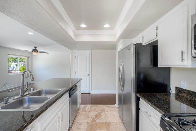 832 Grapevine Rd, Vista, CA 92083 photo 17