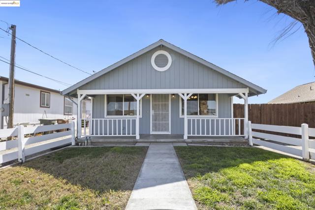 3474 Camino Diablo, Byron CA: https://media.crmls.org/mediaz/0769c9d3-a9d0-4d6d-82e4-004f0b05ac4a.jpg