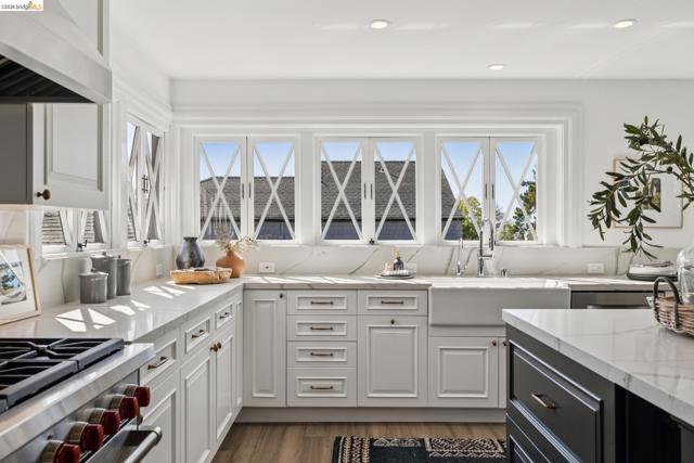 Image 14 of 59 For 231 Bonita Ave