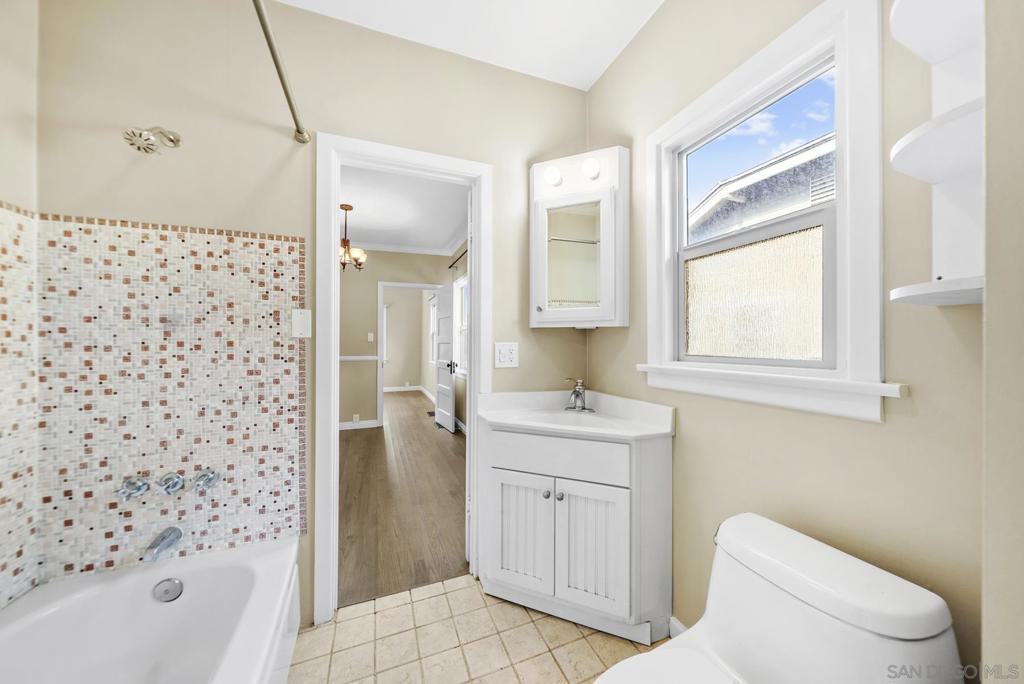 MLS #250041479SD image #16