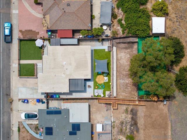 6212 Streamview Dr, San Diego CA: https://media.crmls.org/mediaz/076c7d0b-85e9-4386-890b-0d20596a2596.jpg